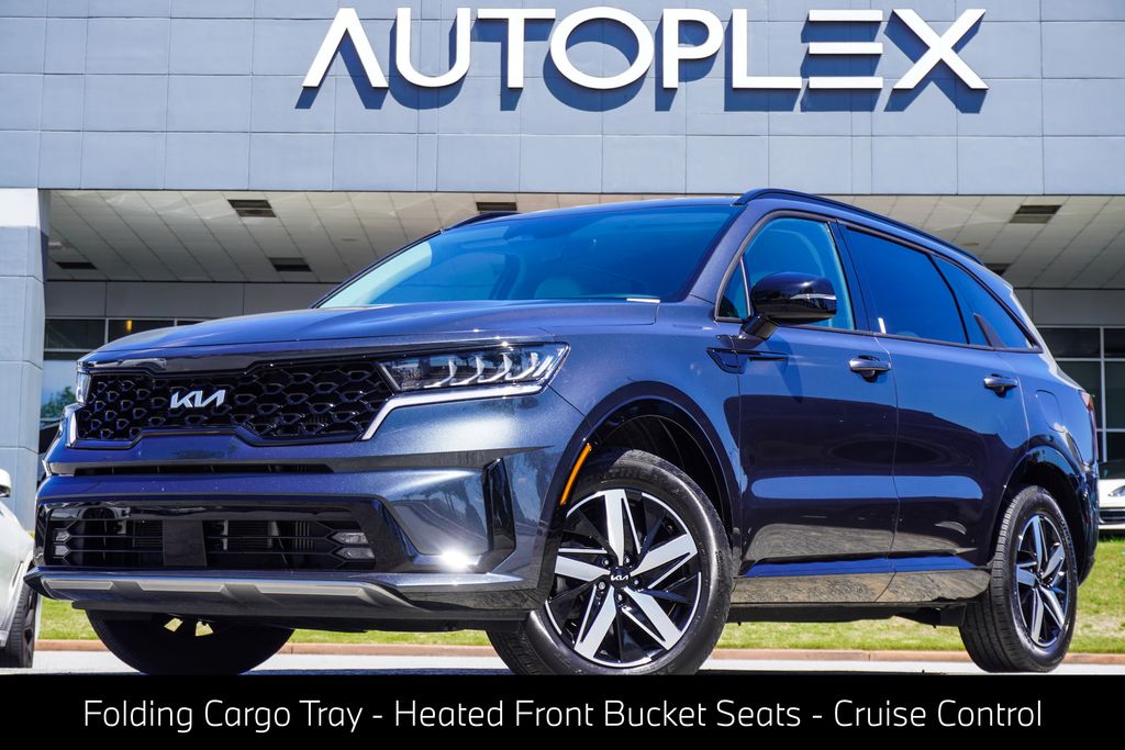 Gravity Gray 2022 Kia Sorento SUV / Crossover Front-Wheel Drive 8-Speed Dual Clutch