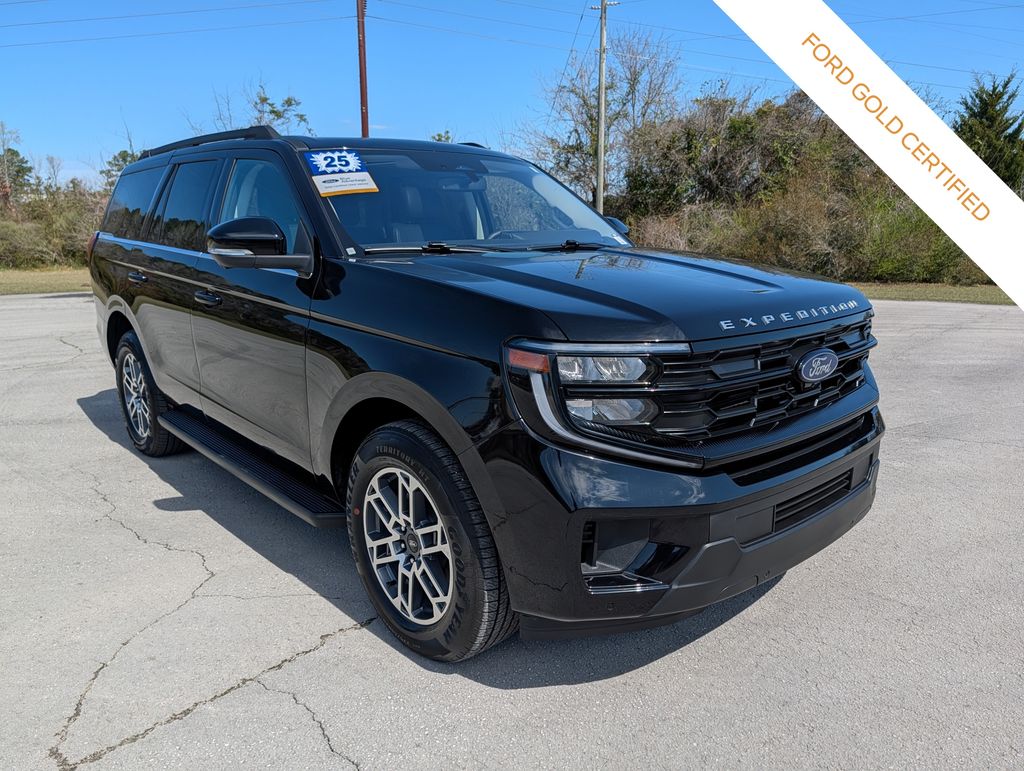 2025 Ford Expedition Active RWD