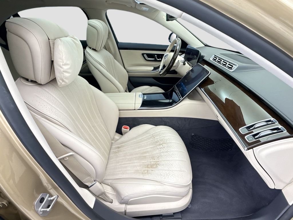 Thumbnail: 2023 Mercedes-Benz S-Class - 19