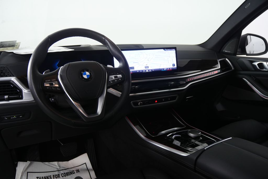 Thumbnail: 2025 BMW X5 - 18