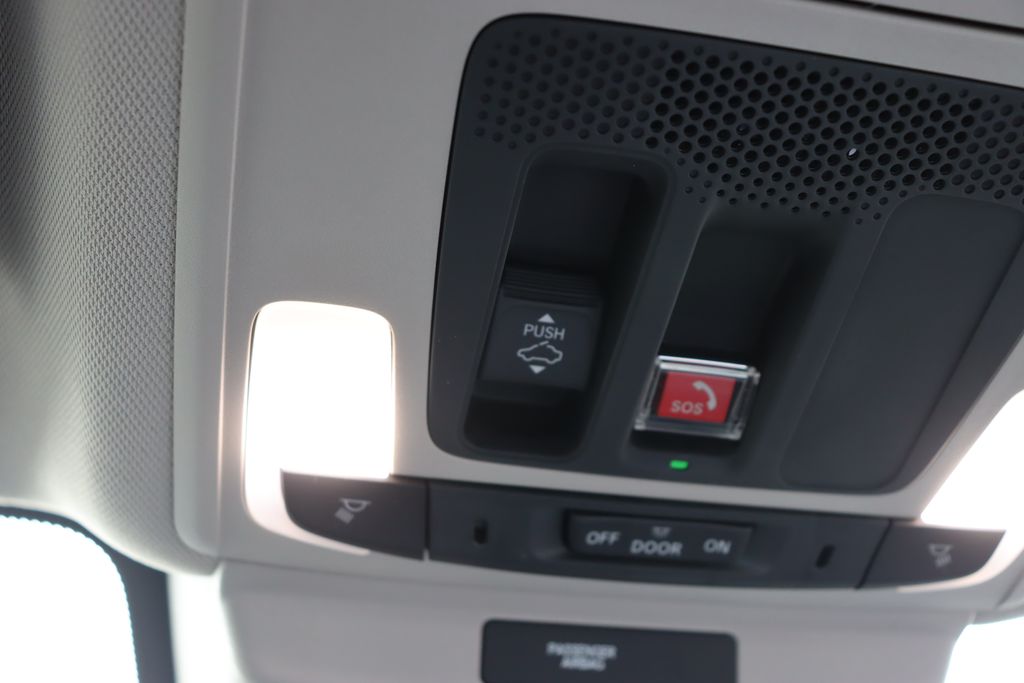 2025 Honda Accord Touring 26
