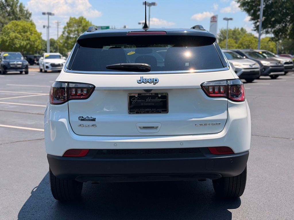 2025 Jeep Compass Limited Bright White Clearcoat - Jim Hudson Acura - Image 13