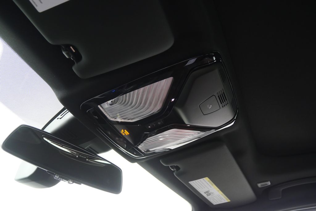 Thumbnail: 2026 BMW 3 Series - 21