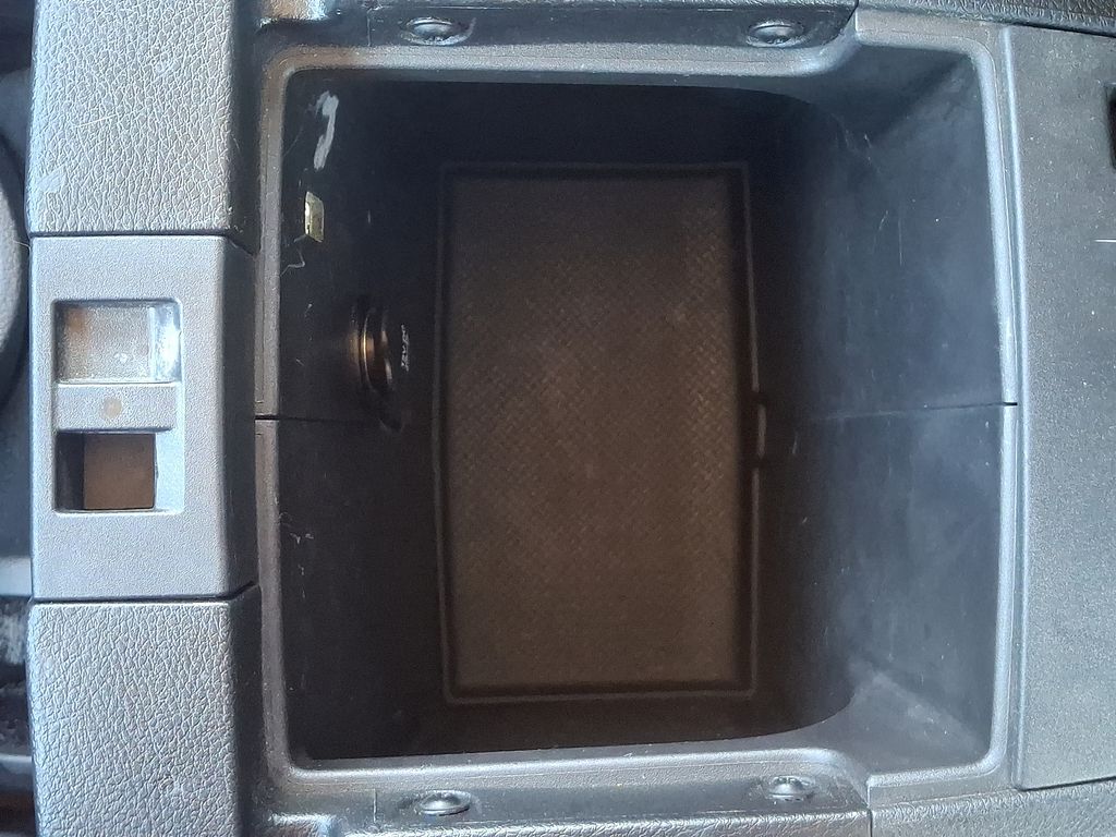 2013 Jeep Wrangler Sport 25