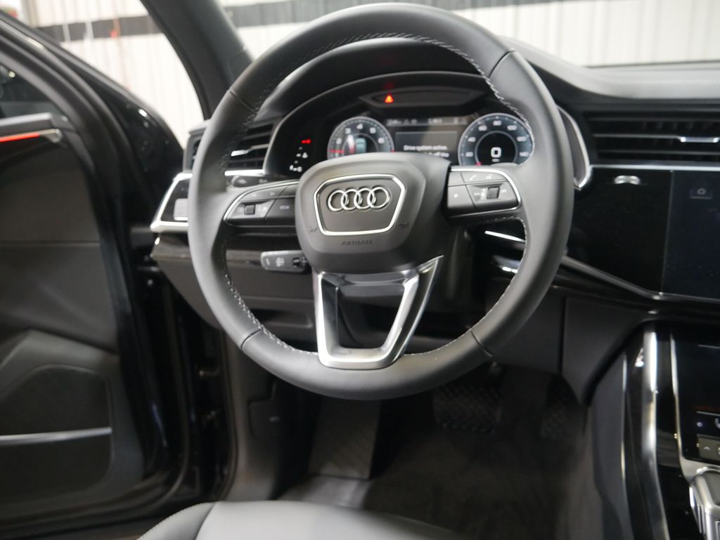 Thumbnail: 2026 Audi Q7 - 28