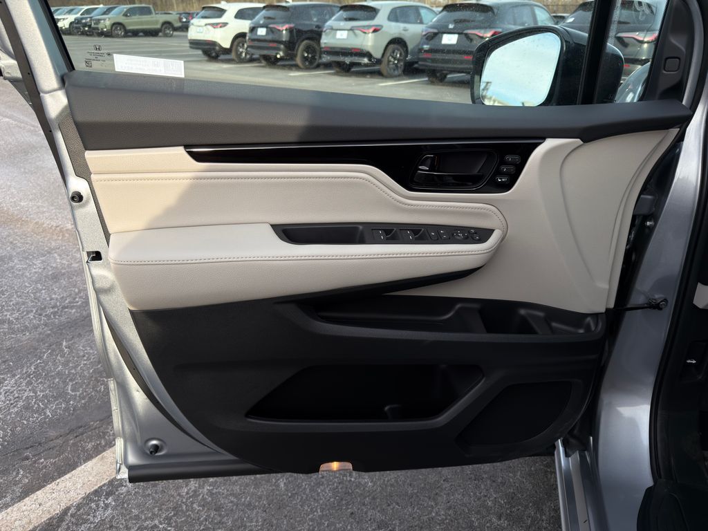Thumbnail: 2026 Honda Odyssey - 19