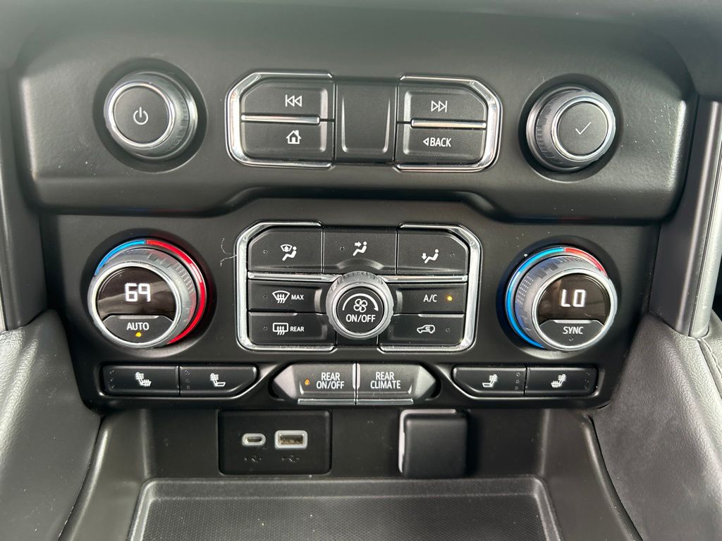 Used 2023 Chevrolet Suburban SUV