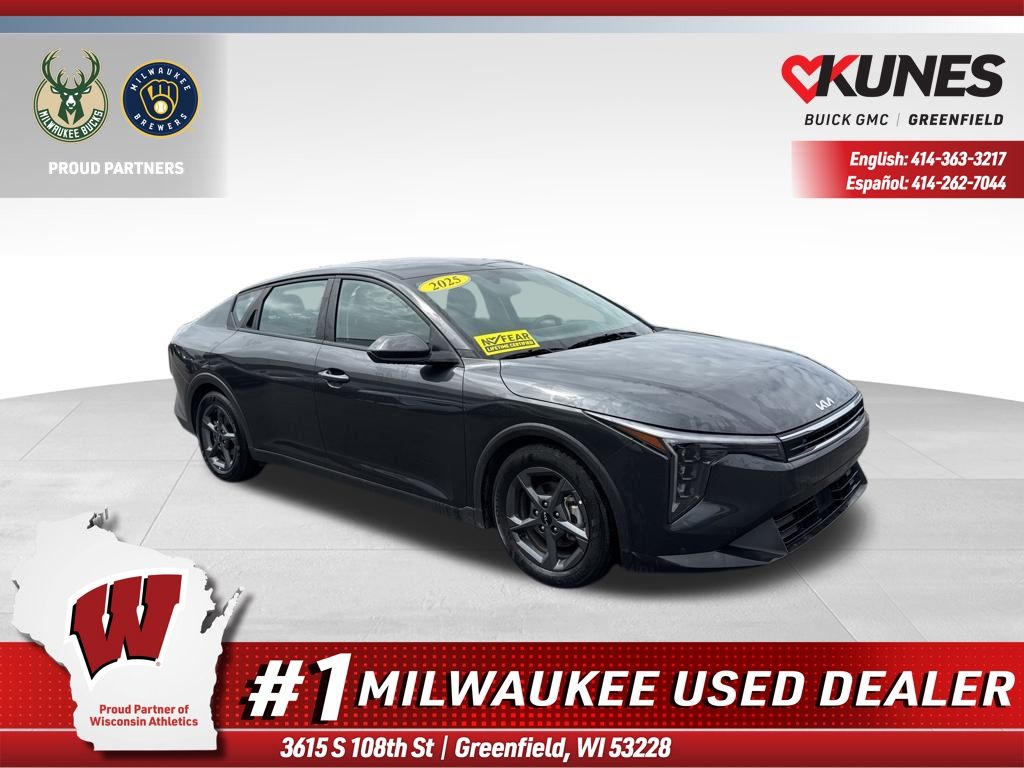 Gray 2025 Kia K4 LXS FWD Sedan Front-Wheel Drive Continuously Variable Transmission