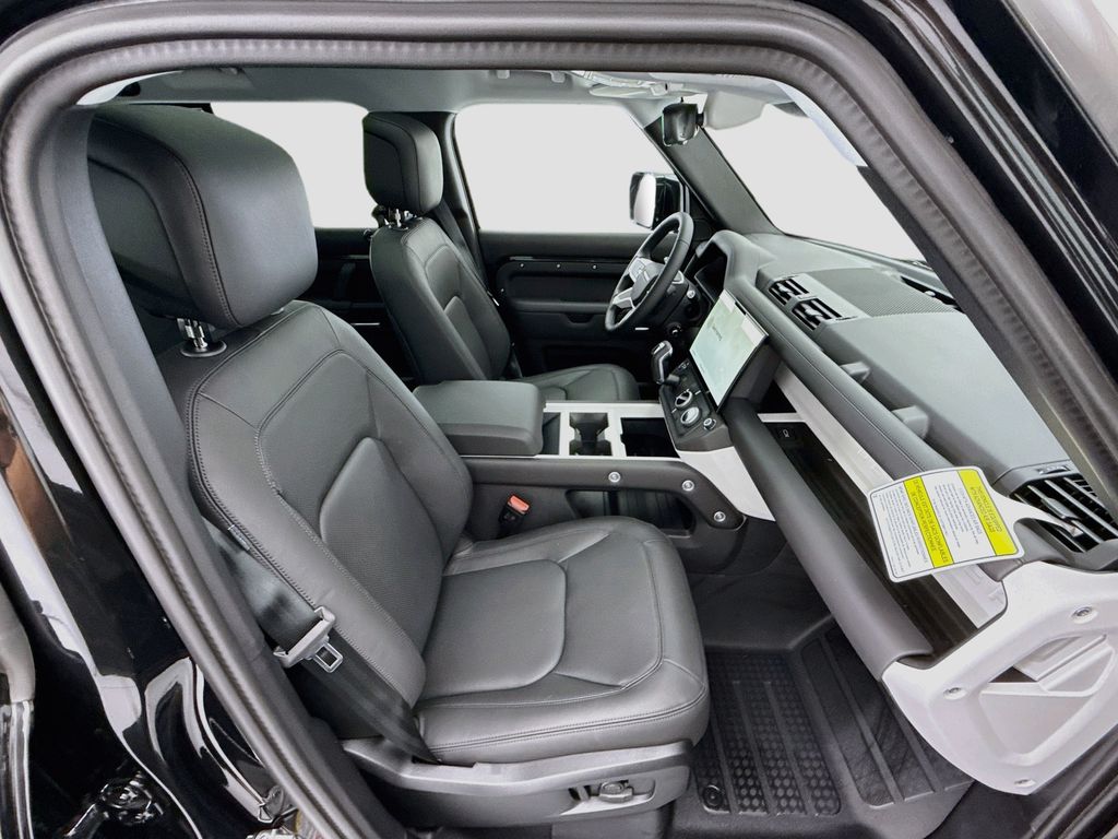 Thumbnail: 2026 Land Rover Defender - 20
