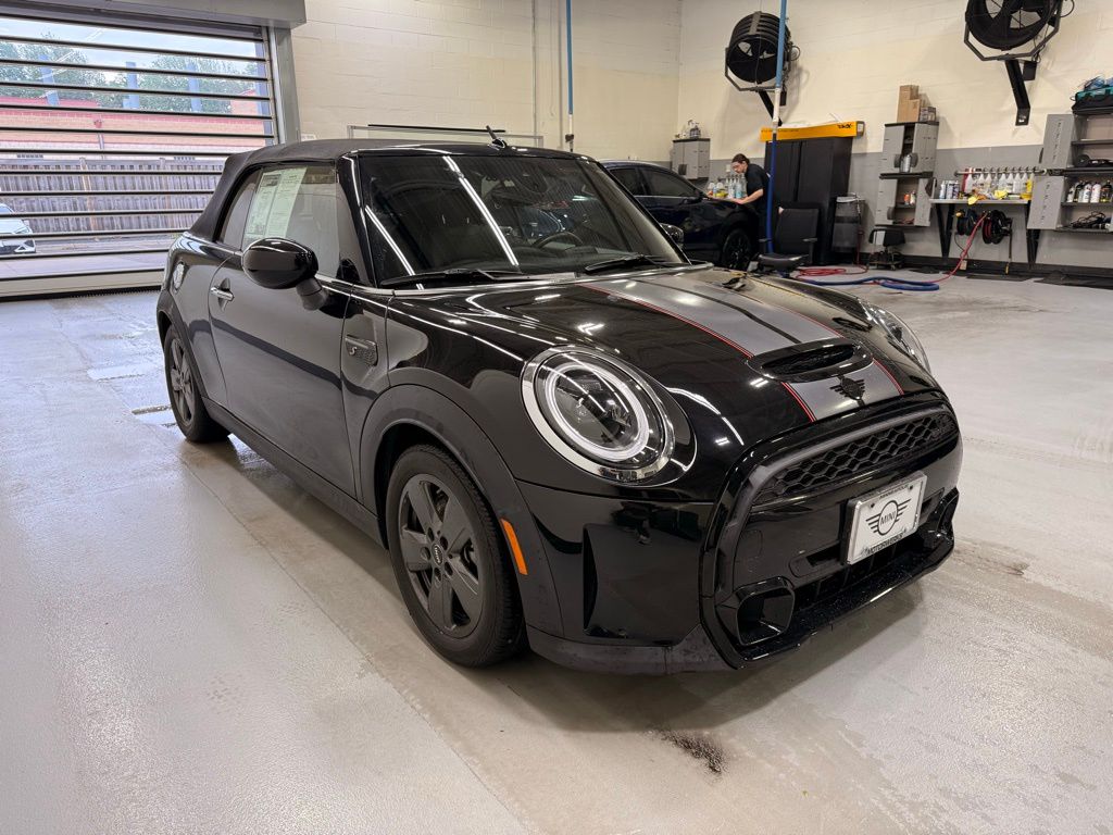 2022 MINI Cooper S 7