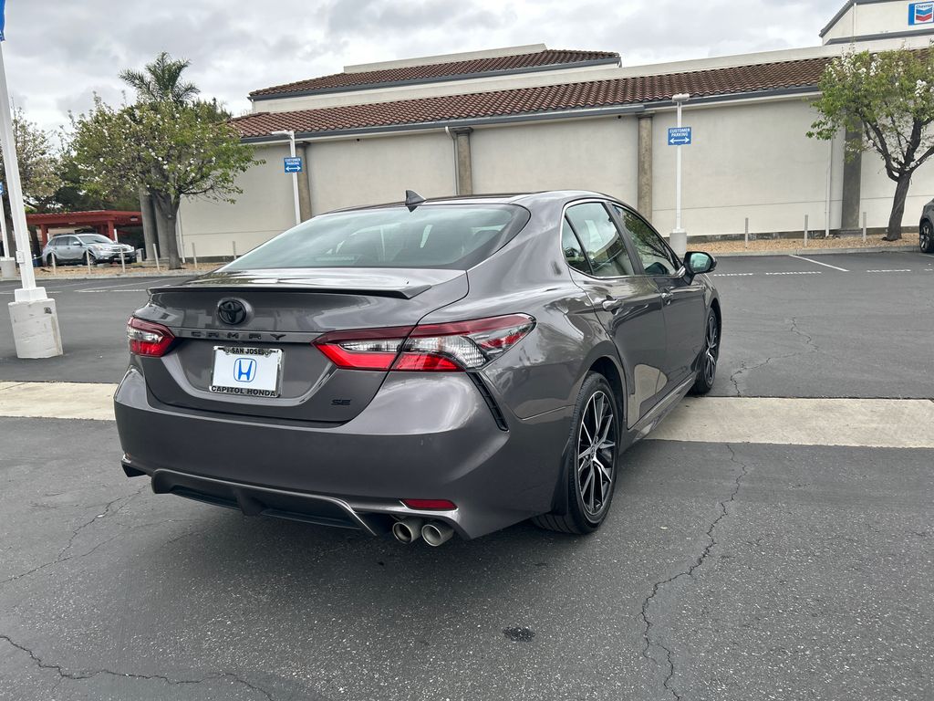 2023 Toyota Camry SE 6