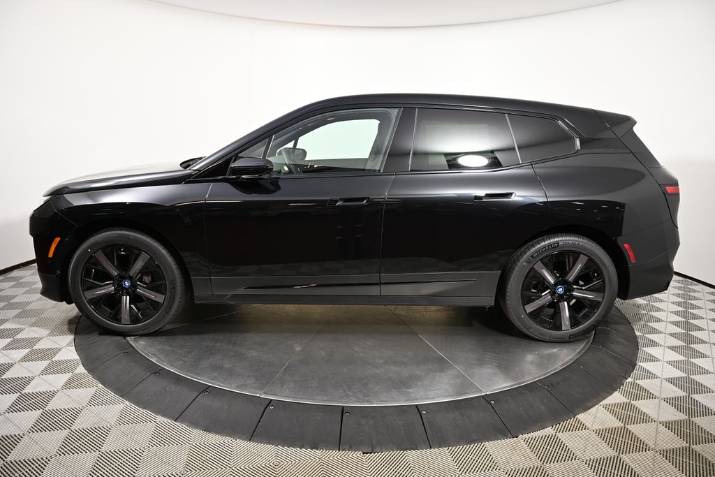 2025 BMW iX xDrive50 2