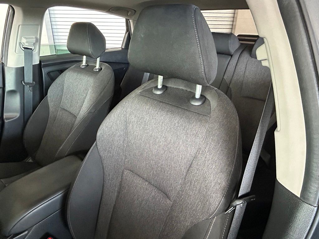 Used 2024 Canyon River Blue Metallic Honda EX image 30