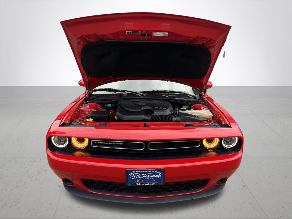 2022 Dodge Challenger SXT