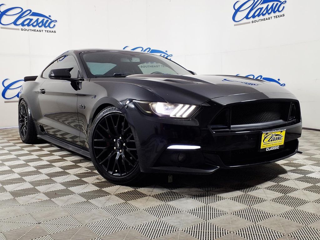 2016 Ford Mustang GT Coupe RWD