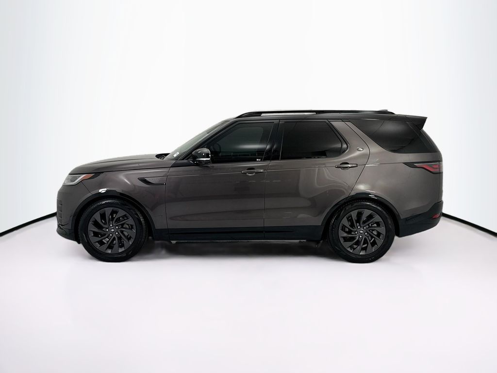 Thumbnail: 2024 Land Rover Discovery - 8