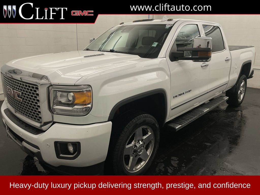 Summit White 2015 GMC Sierra 2500HD Denali Crew Cab SB 4WD Pickup Truck Four-Wheel Drive 6-Speed Automatic