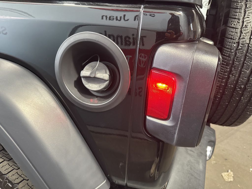 Thumbnail: 2024 Jeep Wrangler - 19