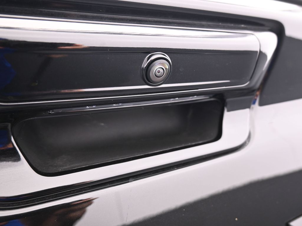 New 2026 Diamond Black Crystal Pearlcoat Ram RHO image 37