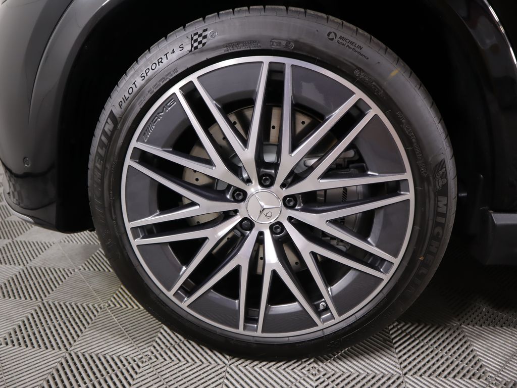 Thumbnail: 2026 Mercedes-Benz GLE - 32