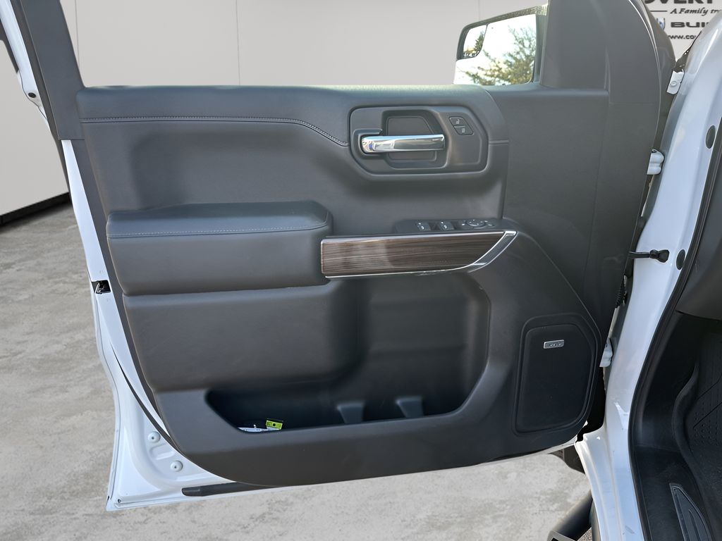 Used Car 2019 Chevrolet Silverado 1500  Lt Trail Boss For Sale Under $30,000 In Austin, Texas