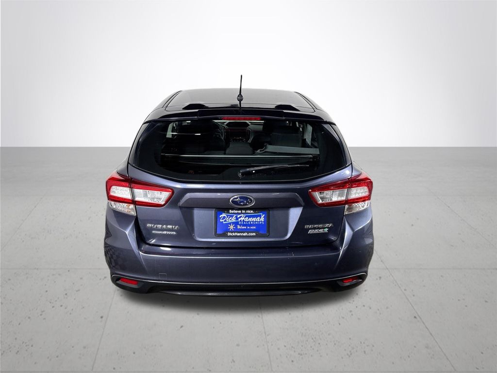 2017 Subaru Impreza 2.0i