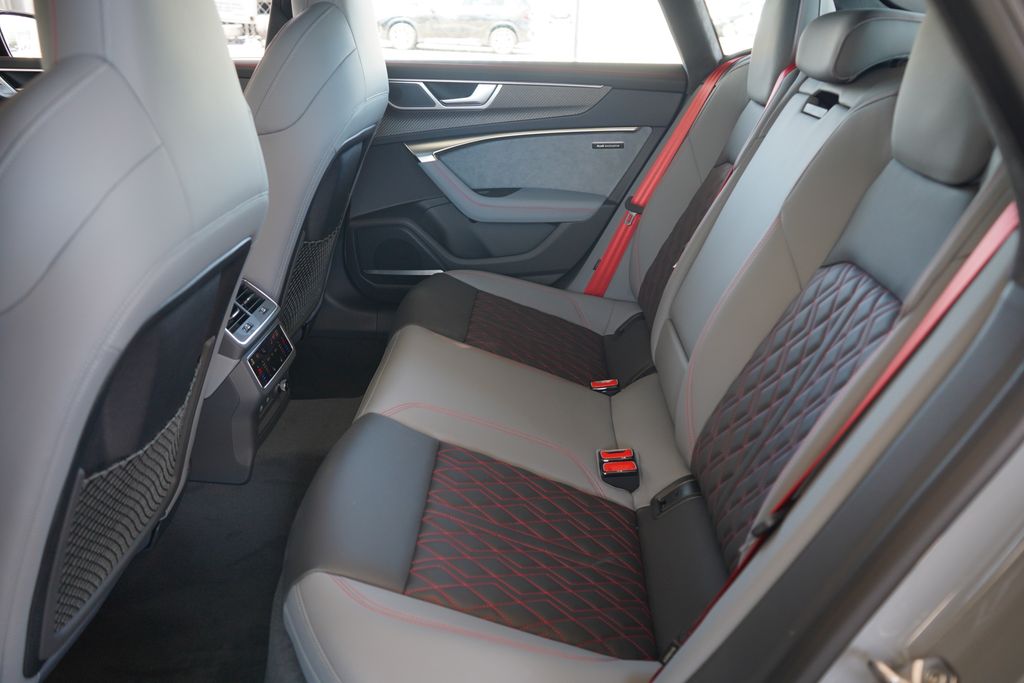 2025 Audi S7 Prestige 7