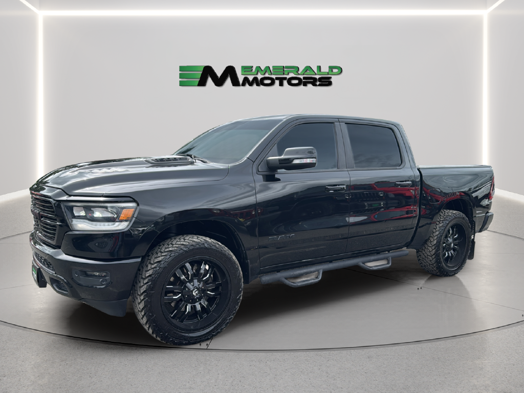 Diamond Black Crystal Pearlcoat 2019 RAM 1500 Pickup Truck Four-Wheel Drive 8-Speed Automatic