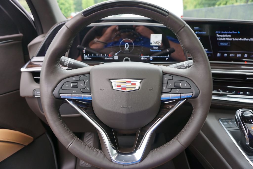 Thumbnail: 2023 Cadillac Escalade - 26