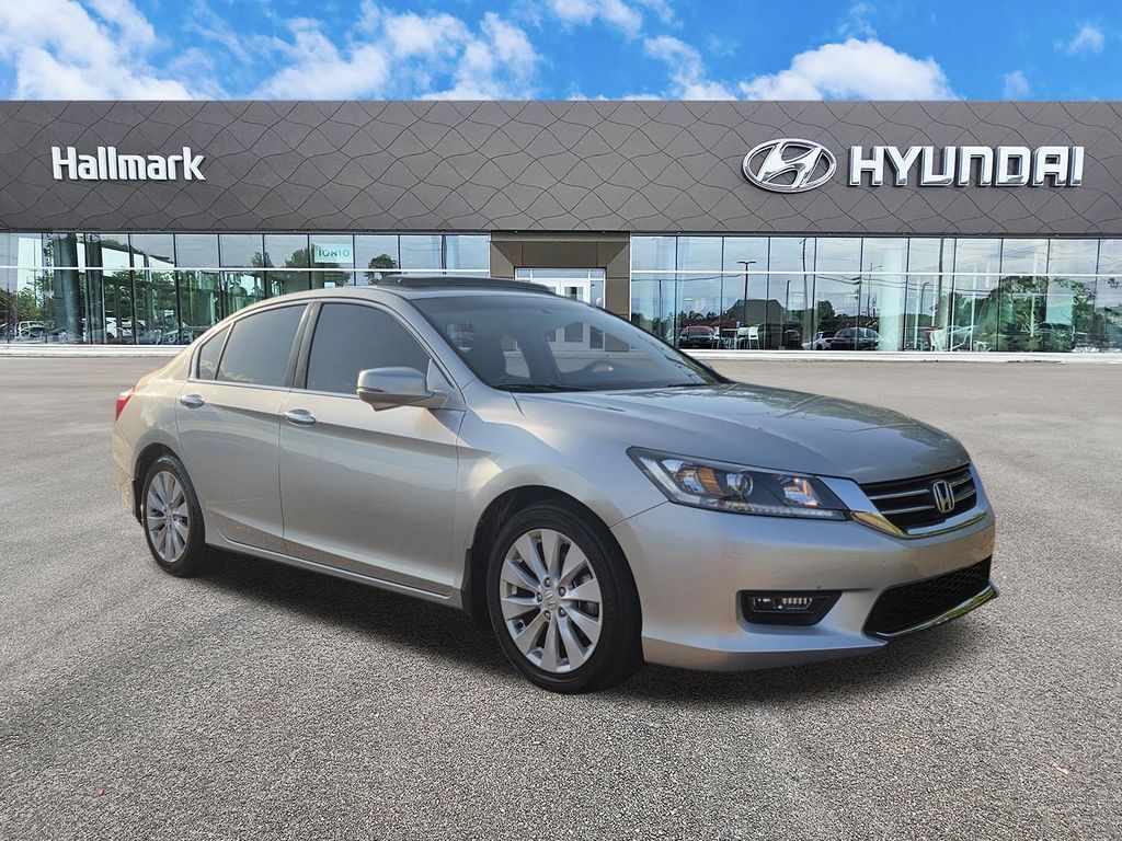 Silver 2014 Honda Accord Sedan Front-Wheel Drive Continuously Variable Transmission