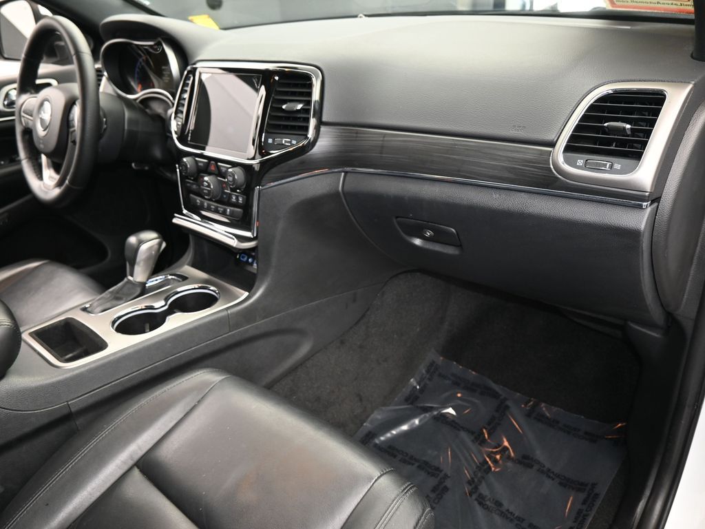 Used 2021 Bright White Clearcoat Jeep Limited image 45