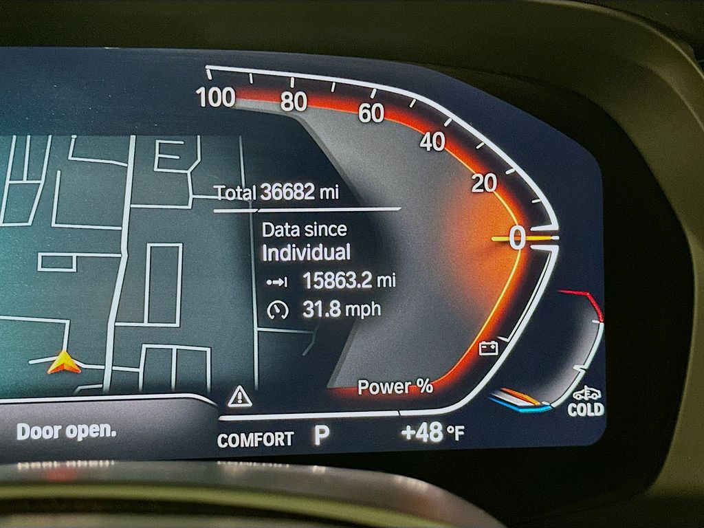 Thumbnail: 2022 BMW X6 - 12