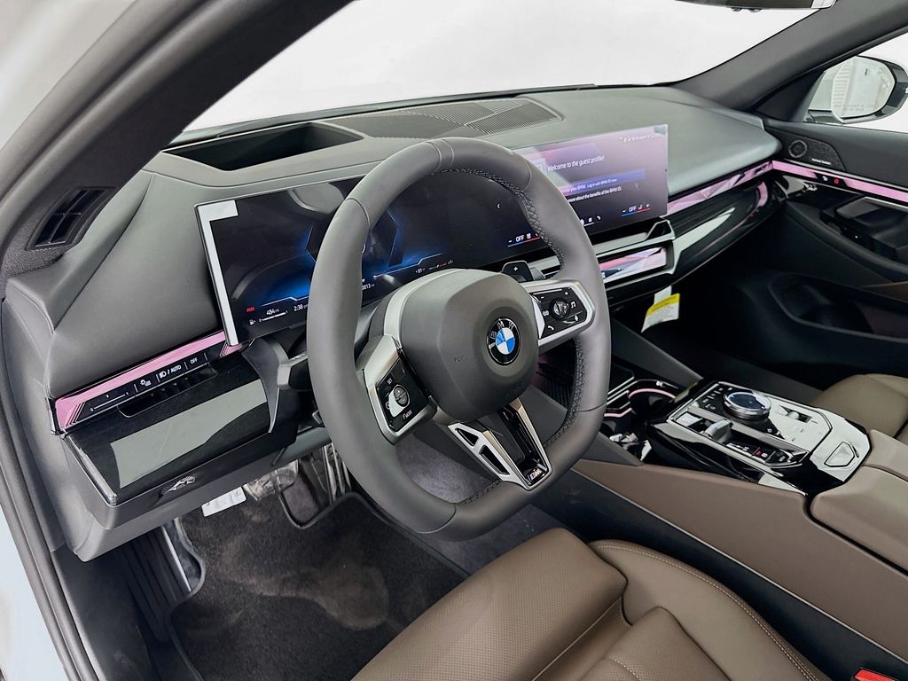 Thumbnail: 2026 BMW 5 Series - 9