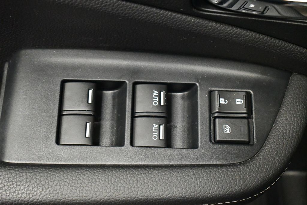 Thumbnail: 2023 Honda Ridgeline - 13