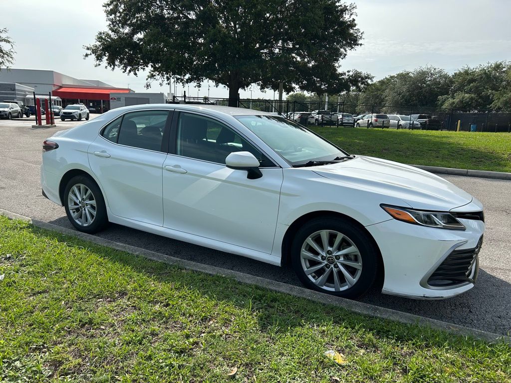 2021 Toyota Camry LE 7