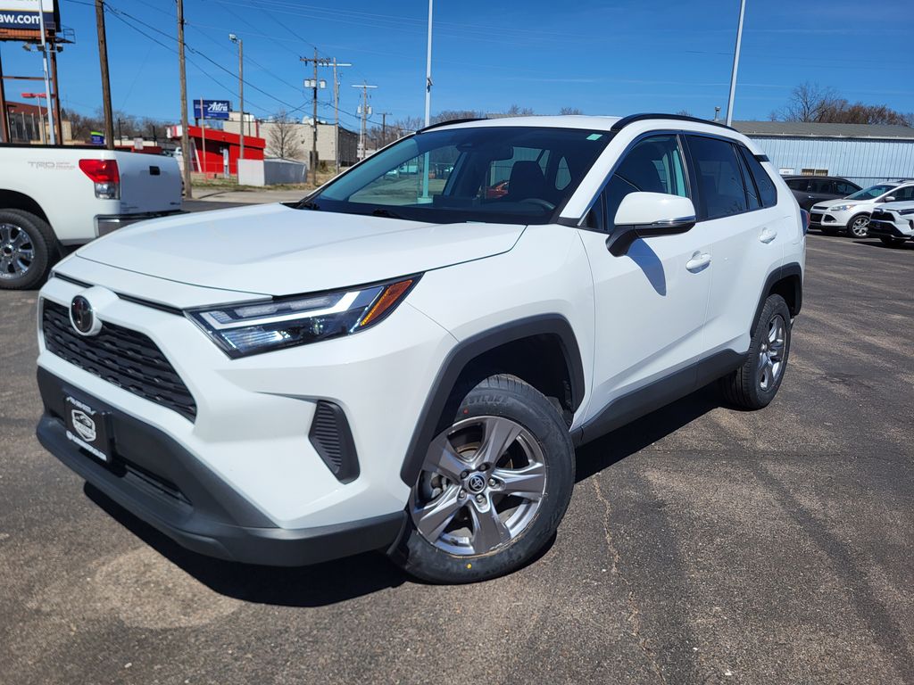 2024 Toyota RAV4 XLE AWD
