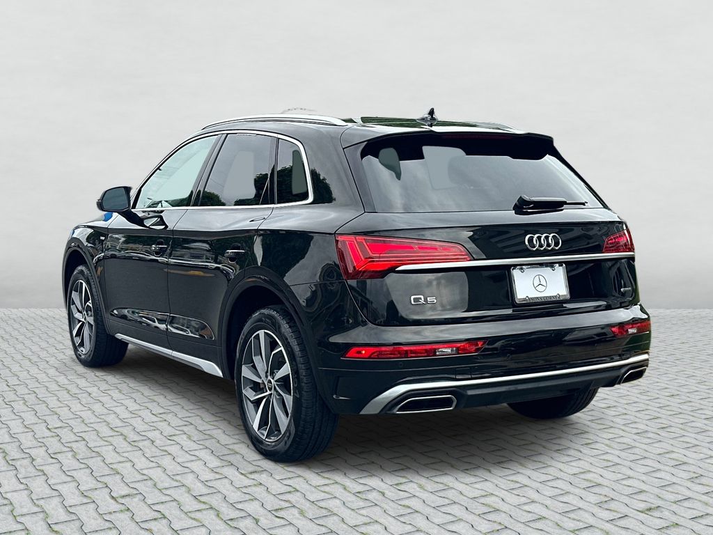 Thumbnail: 2023 Audi Q5 - 7