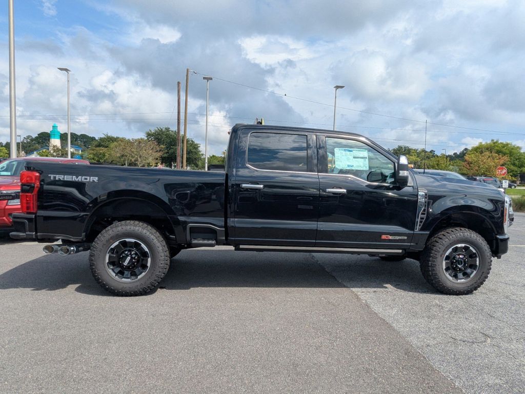 2025 Ford F-250 Super Duty Platinum