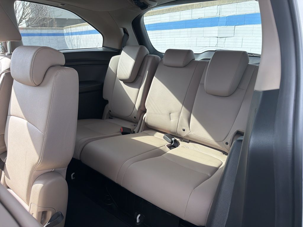 Thumbnail: 2023 Honda Odyssey - 20