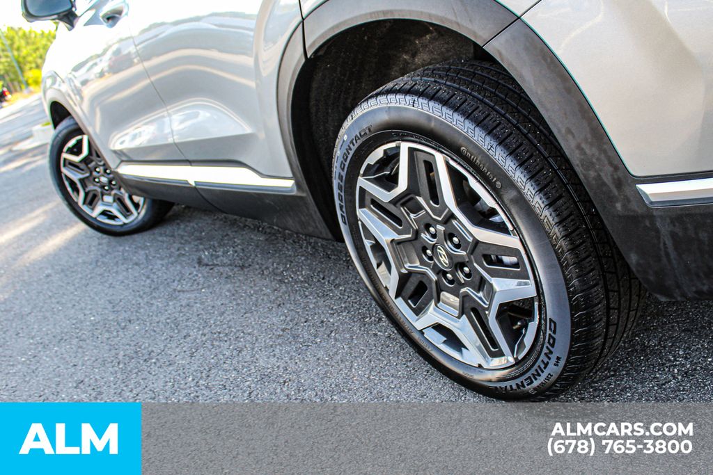 Used 2023 Silver Hyundai SEL Premium image 15
