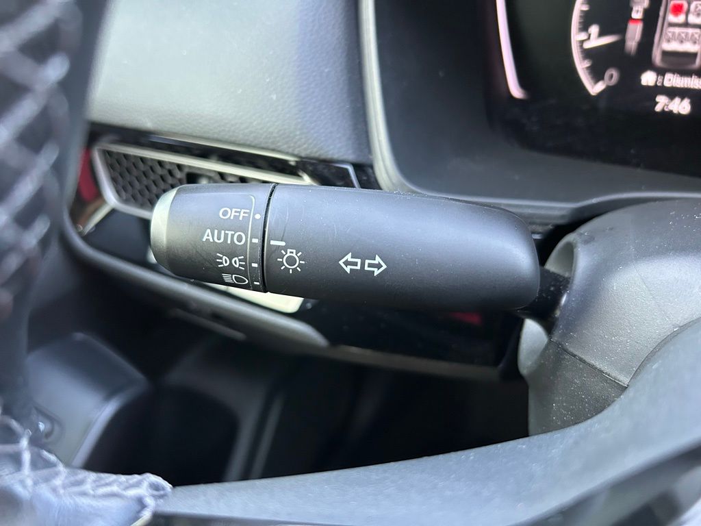 Thumbnail: 2024 Honda Civic - 21