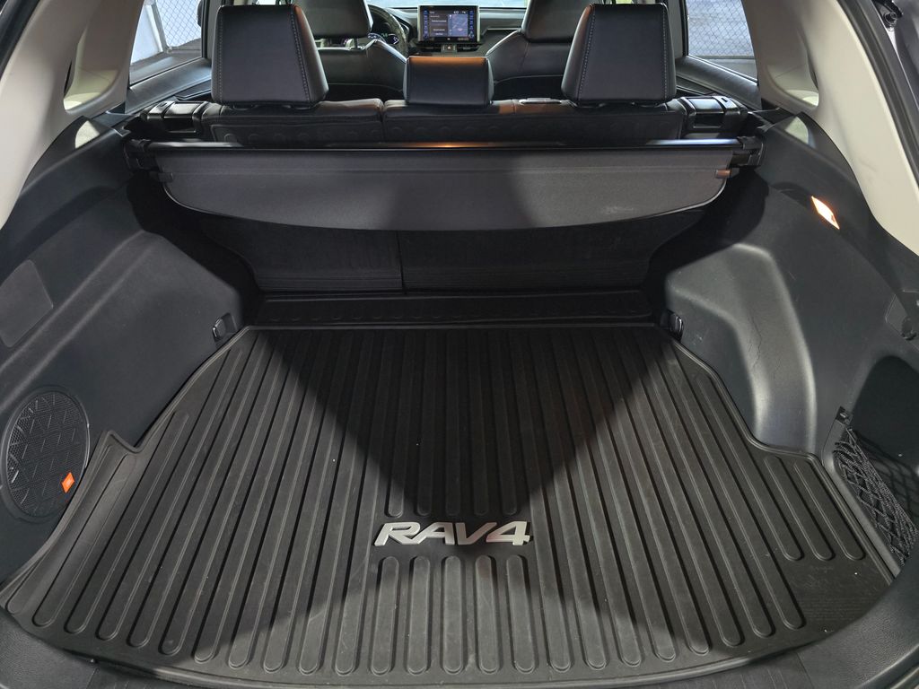 Thumbnail: 2021 Toyota RAV4 - 29