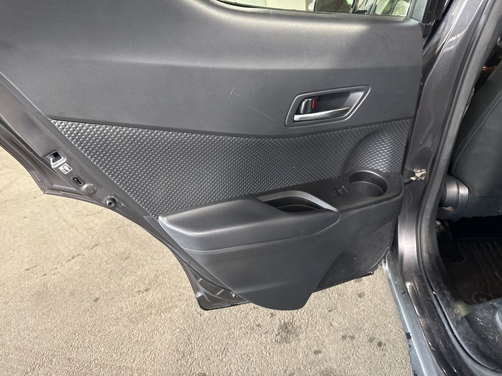 Used Car 2021 Toyota C-hr  Le For Sale Under $25,000 In San Juan, Puerto Rico