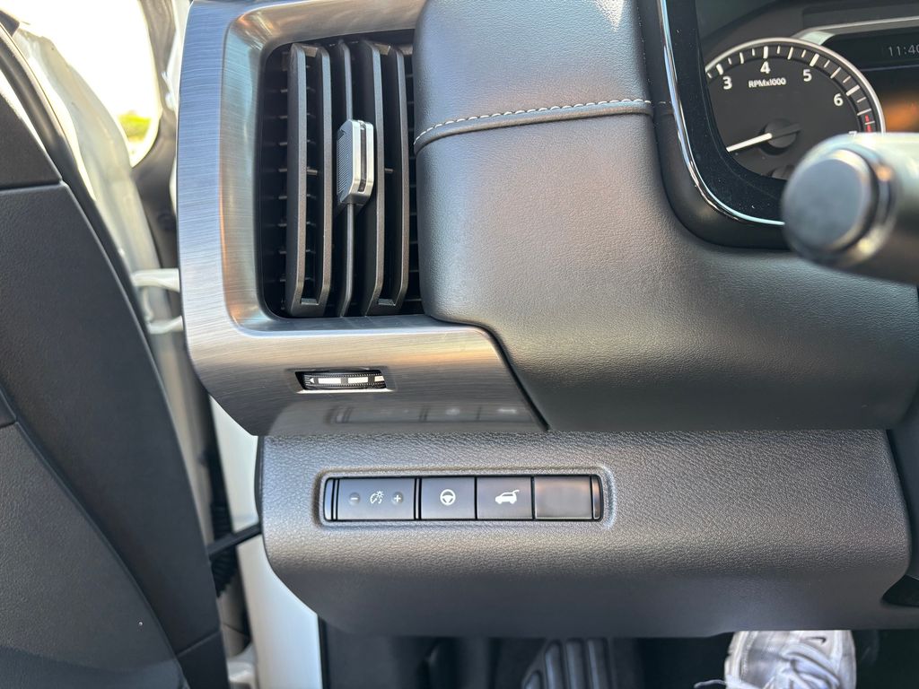 Used Car 2024 Nissan Pathfinder  Sl For Sale Under $35,000 In Austin, Texas