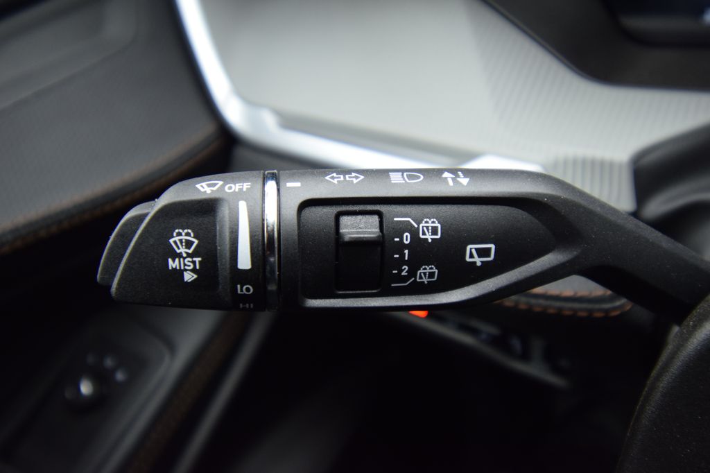 new 2026 Jeep Cherokee car, priced at $39,647