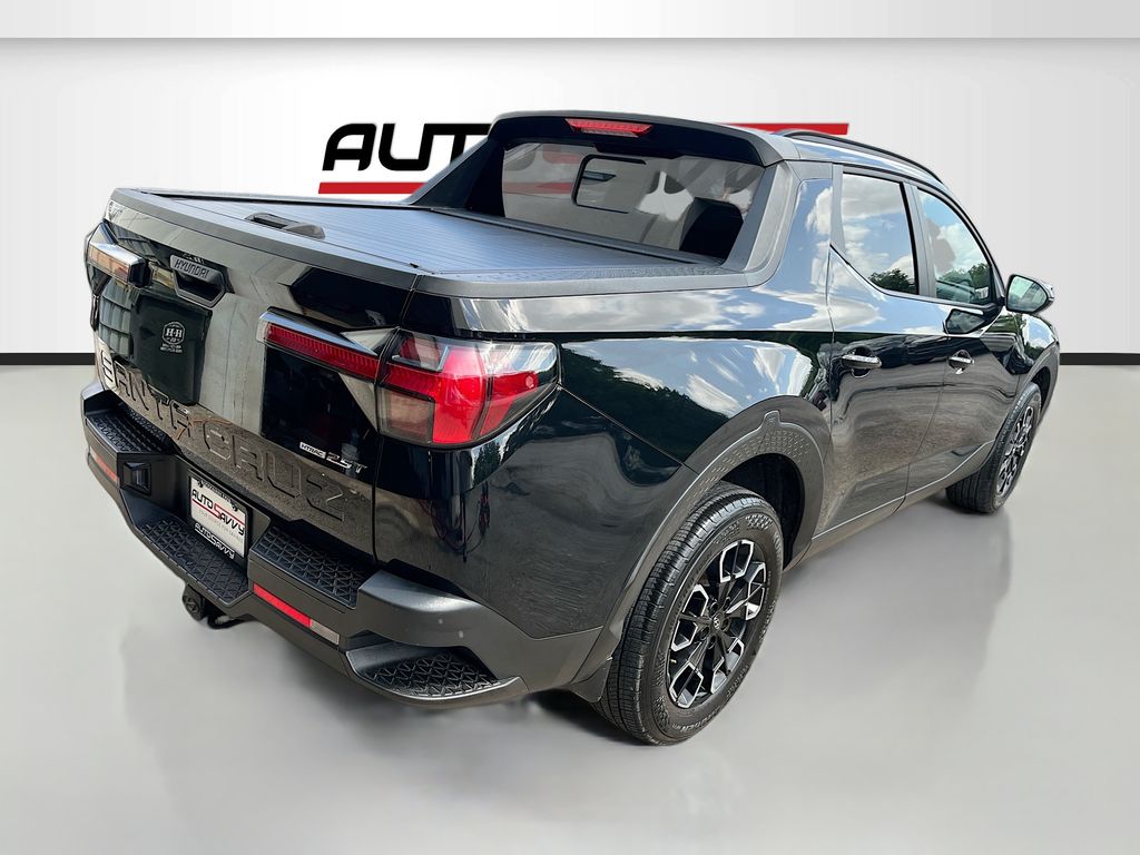 Used 2023 Black Hyundai SEL Premium image 5