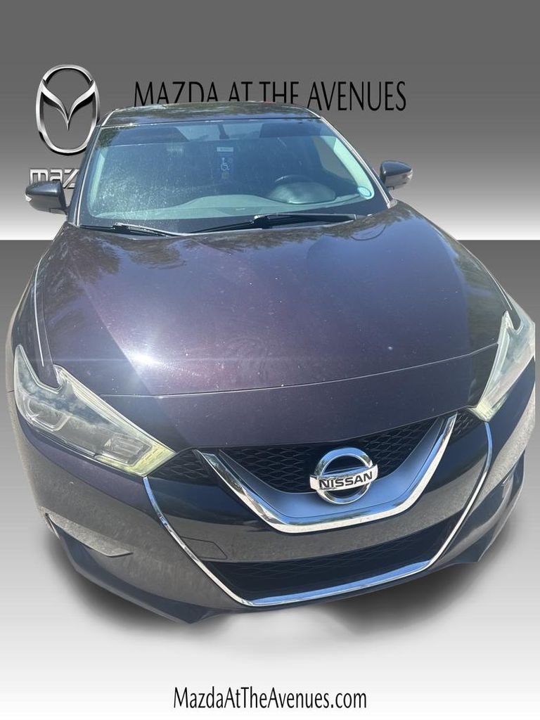 2016 Nissan Maxima SR