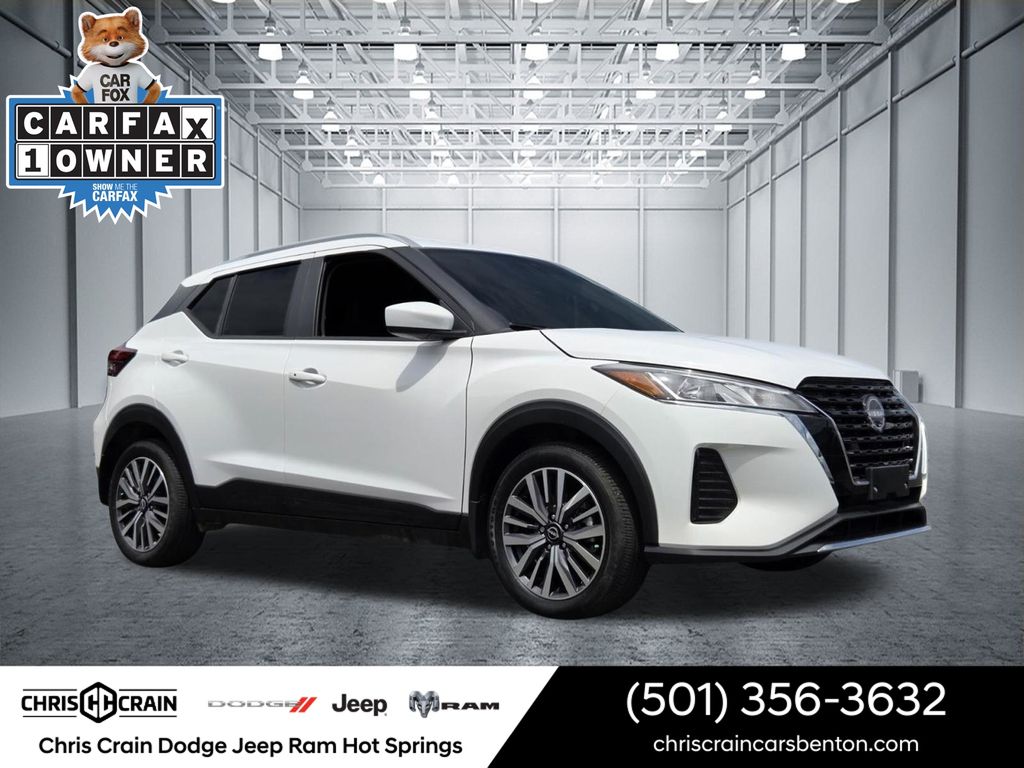 White (Fresh Powder) 2024 Nissan Kicks SUV / Crossover Front-Wheel Drive Continuously Variable Transmission