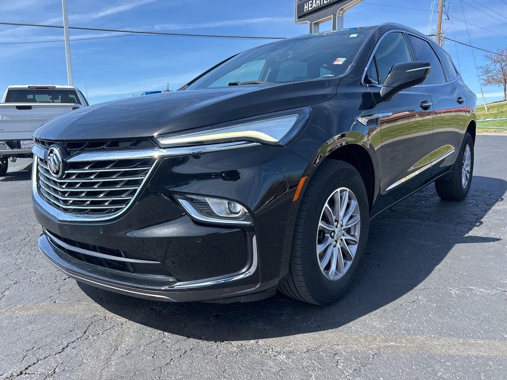 2023 Buick Enclave Essence AWD