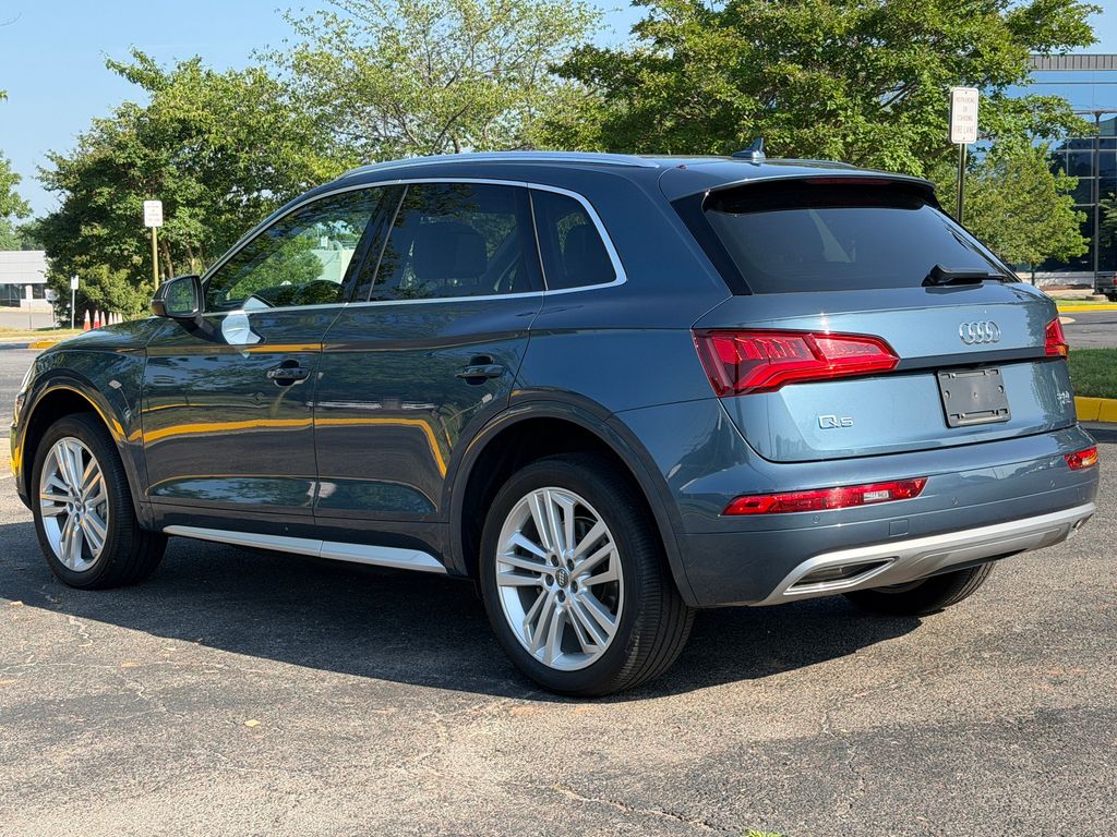 Thumbnail: 2018 Audi Q5 - 5